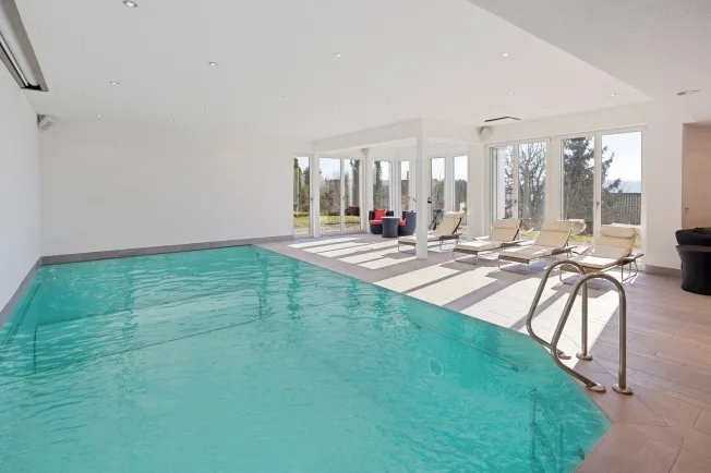 12.5 Zimmer Villa in Schenkon – foto 2 di 5