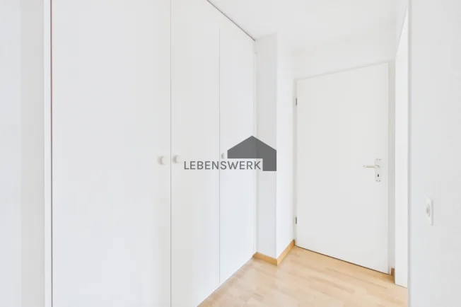 Helle 3.5-Zimmer-Wohnung in ruhiger Lage mit gedecktem Balkon, Bottigh – Foto 8 von 12
