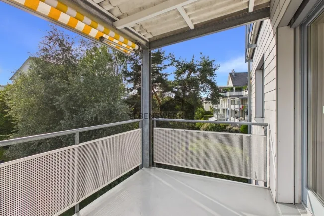Helle 3.5-Zimmer-Wohnung in ruhiger Lage mit gedecktem Balkon, Bottigh – Foto 11 von 12