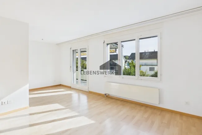 Helle 3.5-Zimmer-Wohnung in ruhiger Lage mit gedecktem Balkon, Bottigh – Foto 6 von 12