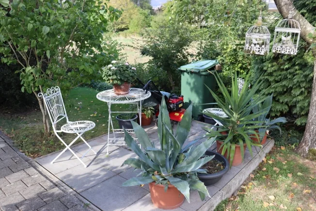 4.5-Zimmer-Eckhaus mit grossem Umschwung und privater Gartenoase! – foto 16 di 18