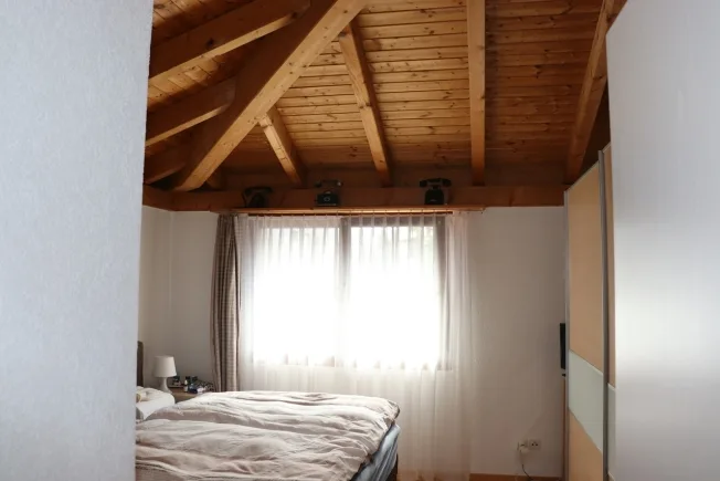4.5-Zimmer-Eckhaus mit grossem Umschwung und privater Gartenoase! – foto 10 di 18