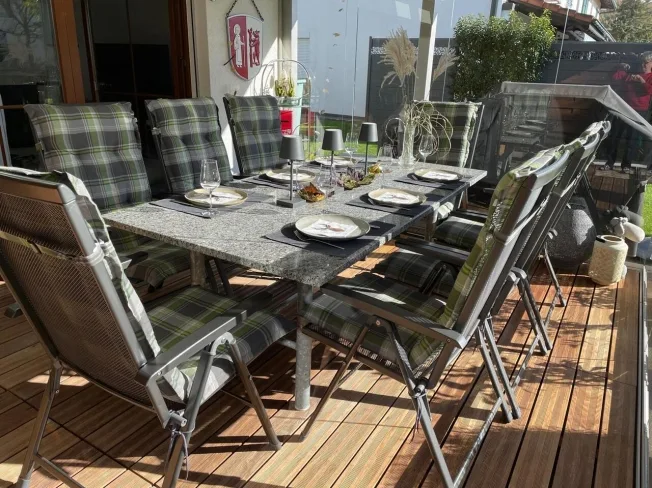 4.5-Zimmer-Eckhaus mit grossem Umschwung und privater Gartenoase! – foto 17 di 18