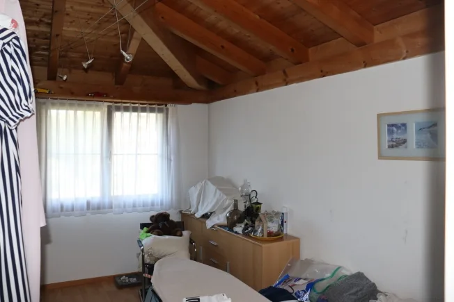 4.5-Zimmer-Eckhaus mit grossem Umschwung und privater Gartenoase! – foto 14 di 18