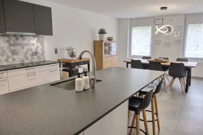 Geräumige 4,5-Zimmer-Wohnung von 136 m2, im Herzen von Châtel-St-Denis – Foto 20 von 26