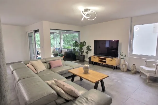 Geräumige 4,5-Zimmer-Wohnung von 136 m2, im Herzen von Châtel-St-Denis – Foto 16 von 26