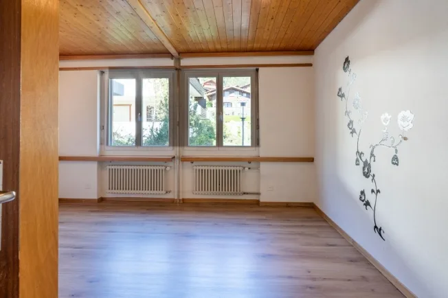 3-Zimmer-Parterrewohnung mit Garage – Foto 9 von 13