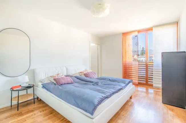7 Zimmer Wohnung in Dully-Bursinel – foto 7 di 9