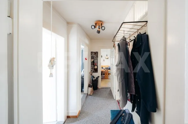 8 Zimmer Einfamilienhaus in Wettingen – Foto 12 von 13