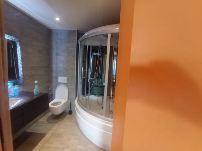 5 Zimmer möbl. Wohnobjekt in Cointrin – Foto 12 von 20