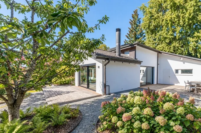 6 Zimmer Einfamilienhaus in Collonge-Bellerive – Foto 2 von 8