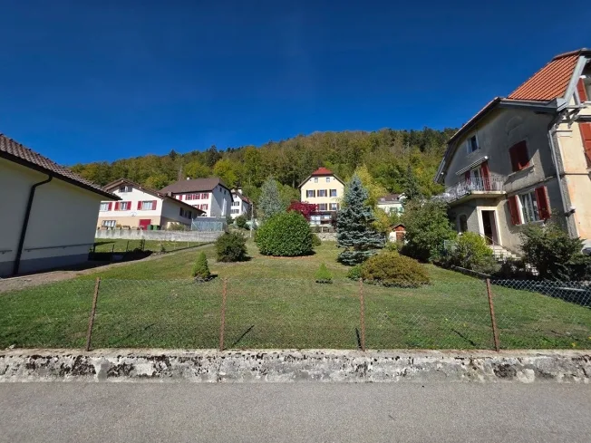 9 Zimmer Einfamilienhaus in Renan BE – Foto 3 von 13