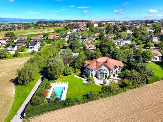 11 Zimmer Einfamilienhaus in Sullens – Foto 6 von 13