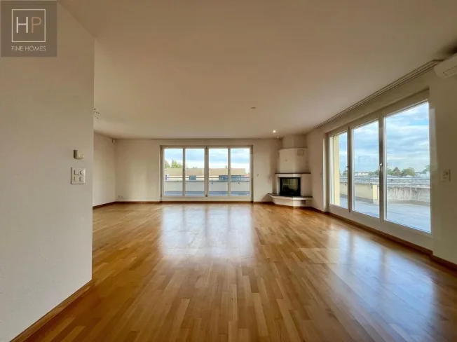 4.5 Zimmer Attikawohnung in Binningen – Foto 2 von 20