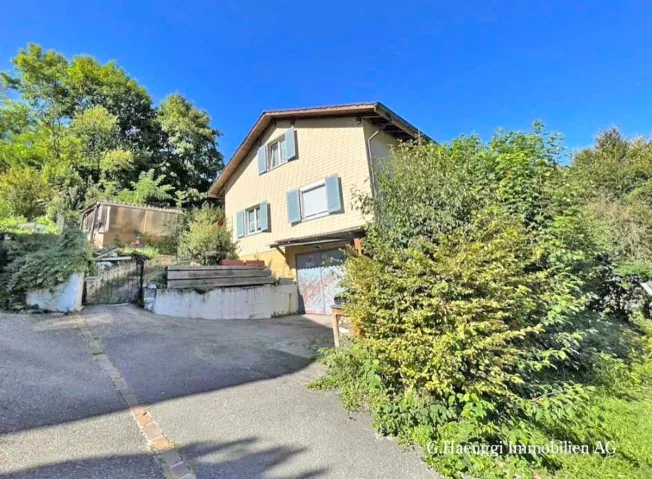 5.5 Zimmer Einfamilienhaus in Wintersingen – foto 3 di 12