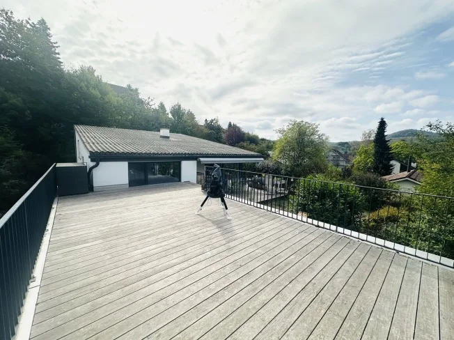6.5 Zimmer-Haus mit grosser Terrasse und unglaublicher Weitsicht – Foto 10 von 18
