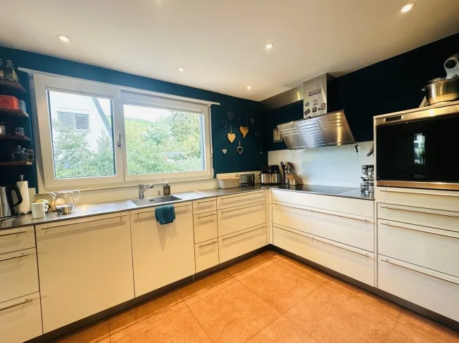 6.5 Zimmer-Haus mit grosser Terrasse und unglaublicher Weitsicht – Foto 4 von 18