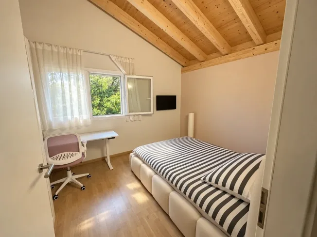 Casa del 2021 con giardino, suite genitori e potenziale di ristrutturazione – foto 16 di 33