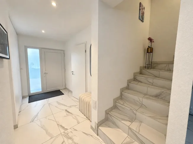 Casa del 2021 con giardino, suite genitori e potenziale di ristrutturazione – foto 10 di 33