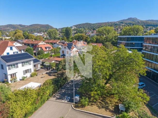 1-bedroom apartment with beautiful views, large parking and expansion options – photo 11 of 13