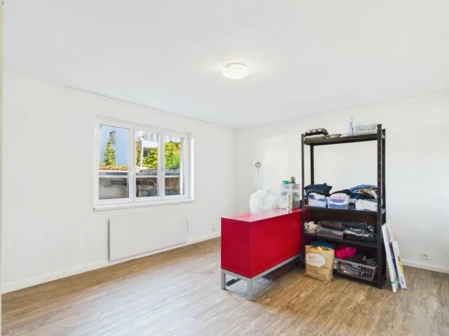 SCHMUCKES EINFAMILIENHAUS IM BUNGALOWSTIL – Foto 9 von 13