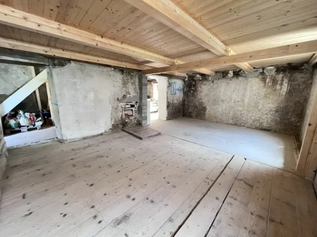 4 Zimmer Einfamilienhaus in Rueun – Foto 5 von 12