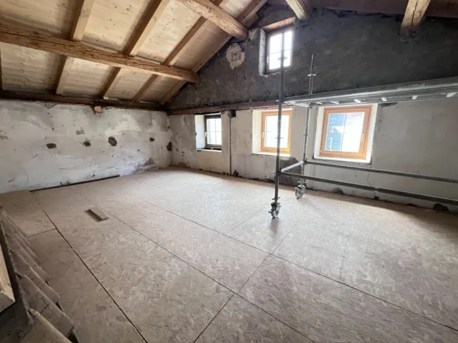 4 Zimmer Einfamilienhaus in Rueun – Foto 8 von 12