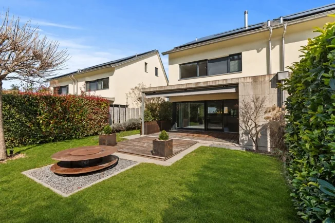 7.5 Zimmer Einfamilienhaus in Pfeffingen – photo 12 sur 12