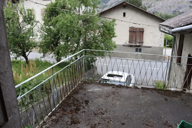 Haus im alten Stil zu verkaufen in Agarn VS – Foto 11 von 12