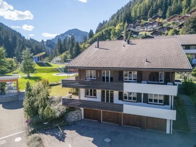 3 Zimmer Wohnung in Adelboden – Foto 2 von 13