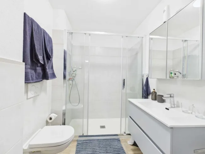 Curio: 3-room apartment on the 1st floor, modern and central – photo 4 of 7