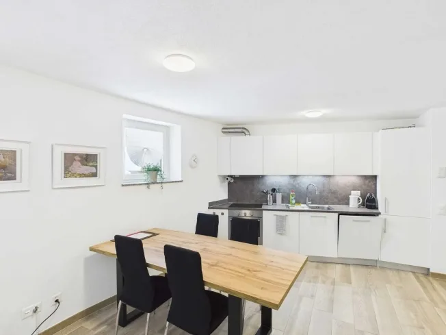 Curio: 3-room apartment on the 1st floor, modern and central – photo 2 of 7