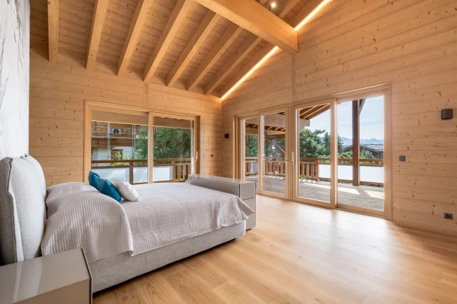 Chalet contemporaneo di 570 m2 a Crans-Montana – foto 22 di 32