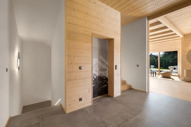 Chalet contemporaneo di 570 m2 a Crans-Montana – foto 30 di 32