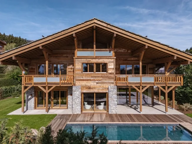 Chalet contemporaneo di 570 m2 a Crans-Montana – foto 26 di 32