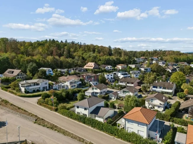 Attraktives 5.5-Zimmer-Einfamilienhaus in familienfreundlicher Lage – Foto 16 von 16