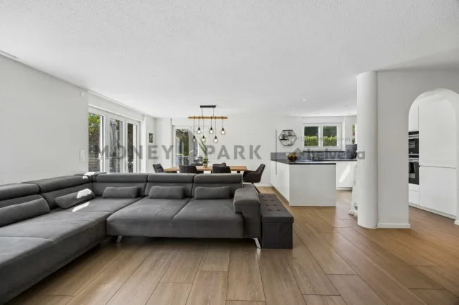 Attraktives 5.5-Zimmer-Einfamilienhaus in familienfreundlicher Lage – Foto 3 von 16