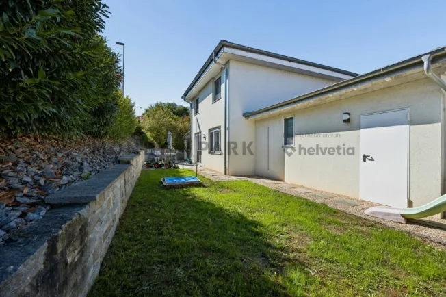 Attraktives 5.5-Zimmer-Einfamilienhaus in familienfreundlicher Lage – Foto 13 von 16