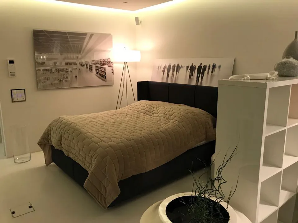 Elegantes möbliertes Apartment in der Nähe des Sees – Foto 2 von 7