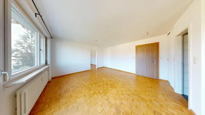 Zentral gelegene Wohnung mit Balkon und guter Besonnung – Foto 5 von 8
