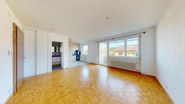 Zentral gelegene Wohnung mit Balkon und guter Besonnung – Foto 4 von 8