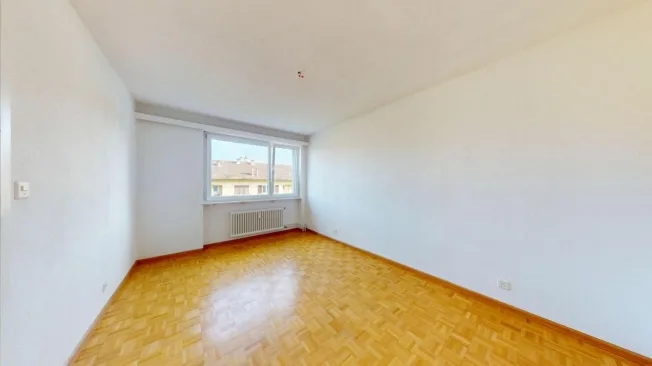 Zentral gelegene Wohnung mit Balkon und guter Besonnung – Foto 7 von 8