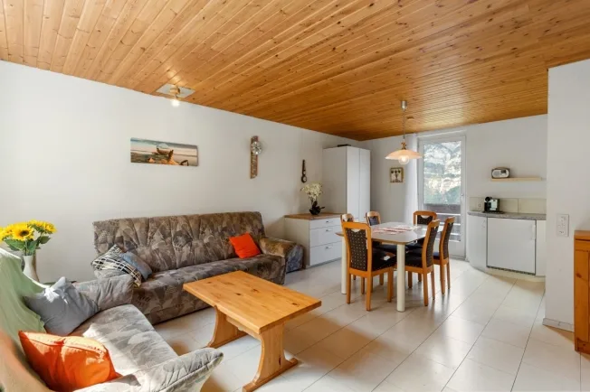 Einfamilienhaus mit traumhafter Walensee- und Bergsicht – Foto 7 von 12