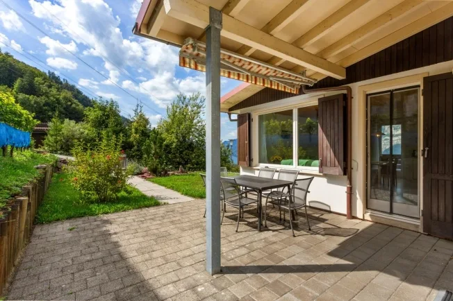 Einfamilienhaus mit traumhafter Walensee- und Bergsicht – Foto 4 von 12