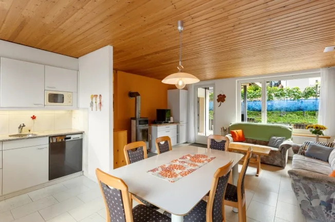 Einfamilienhaus mit traumhafter Walensee- und Bergsicht – Foto 5 von 12