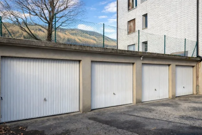 8 Zimmer Einfamilienhaus in Vallorbe – Foto 3 von 18