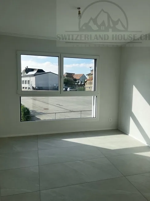 Magnificent 4.5-room attic apartment with character in Ecuvillens – photo 6 of 14
