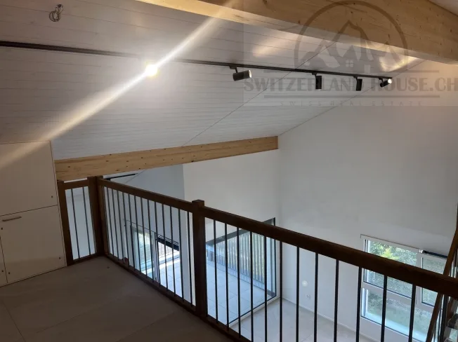 Magnificent 4.5-room attic apartment with character in Ecuvillens – photo 10 of 14