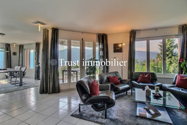 7 Zimmer Einfamilienhaus in Lens – photo 2 sur 20
