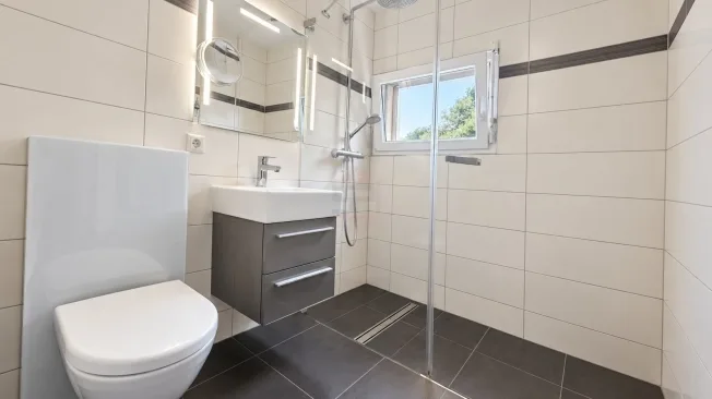 Elegante proprietà familiare rinnovata nel cuore di un'oasi verde – foto 11 di 16